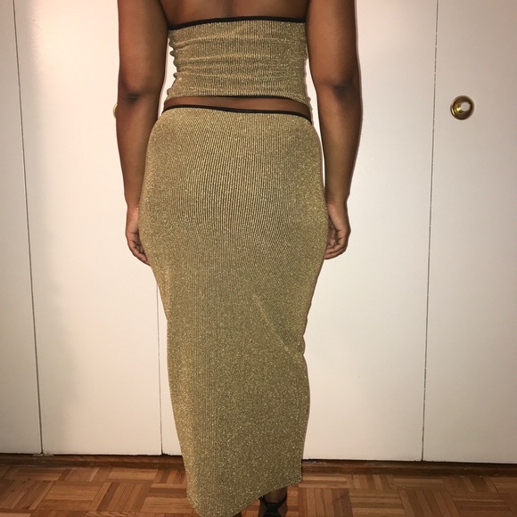 Brand new 2 piece Sparkle Set. Never worn. - Picture 3 of 3